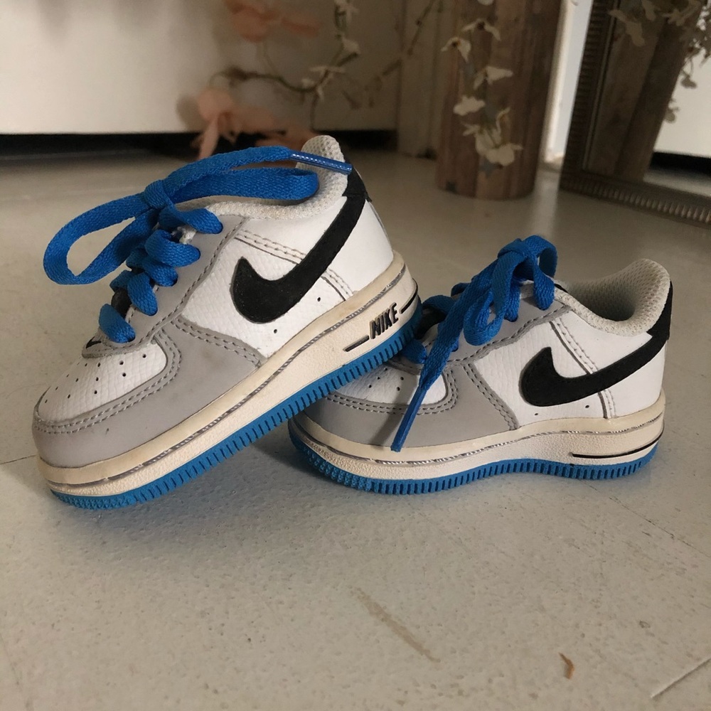 Nike force 1s
